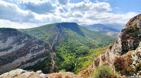 Each subscriber in Azerbaijan's liberated lands to have access to both electricity, internet through single cable line