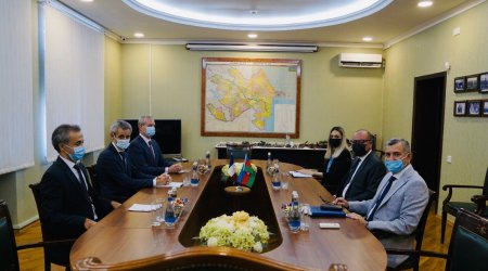Azerbaijan, France look to sign agreement on mine clearance