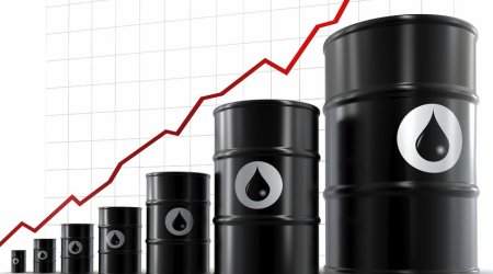 Azerbaijani oil price nears $81