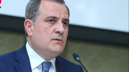 Ceyhun Bayramov Mirzoyanla sərhədlərinin delimitasiyasından danışdı