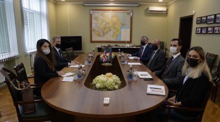 ANAMA sədri Böyük Britaniya səfiri ilə minatəmizləmə əməliyyatlarını müzakirə edib