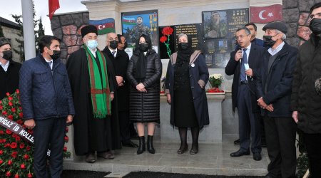 Abşeron şəhidlərinə il mərasimi keçirildi - Fotolar