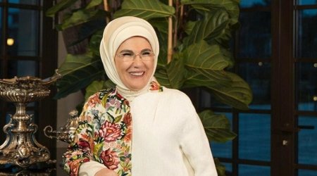 First Lady of Turkey congratulates Azerbaijan people