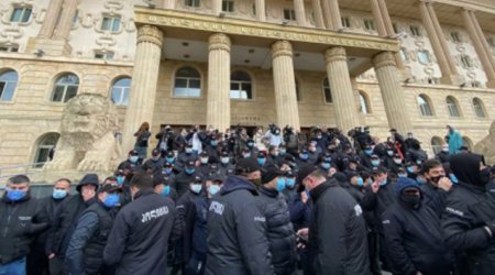 Saakaşvilinin növbəti məhkəmə iclasının vaxtı açıqlandı - Yenilənib