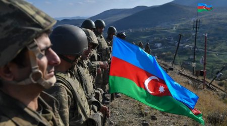 Azerbaijan sets up new posts on border with Armenia