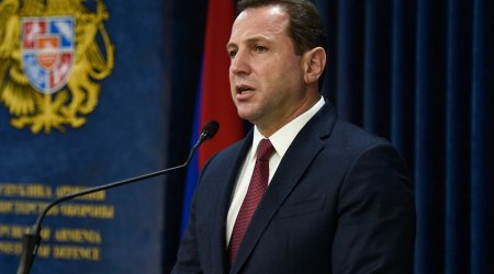 Ermənistanın sabiq müdafiə nazirinin həbs müddəti uzadılıb