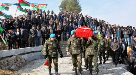 Funeral held in Baku for helicopter crash victims