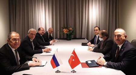 Çavuşoğlu ilə Lavrov görüşdü