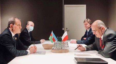 Azerbaijani, Polish foreign ministers discuss priorities