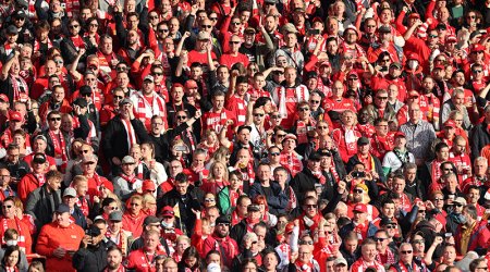 Stadionlarına buraxılacaq azarkeşlərin sayı məhdudlaşdırılır