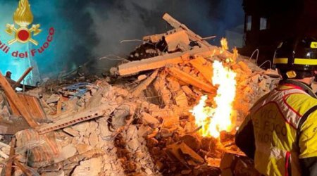 İtaliyada bina çökdü, dağıntılar altında qalanlar var