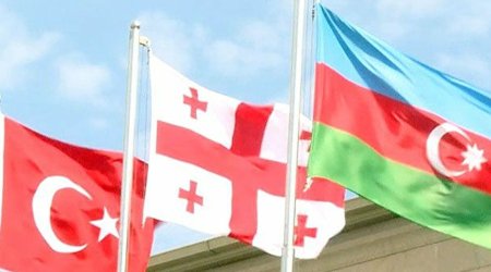 Azərbaycan, Gürcüstan və Türkiyə arasında 5 sənəd imzalanıb