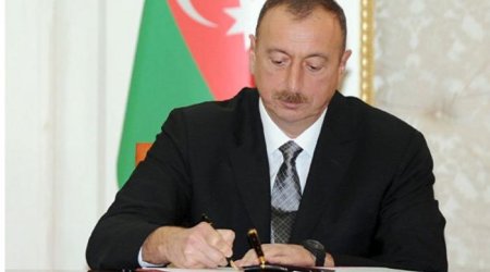 Prezident bu şəxsləri təltif etdi - SİYAHI