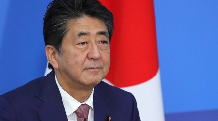 Экс-премьер Японии призвал придерживаться 