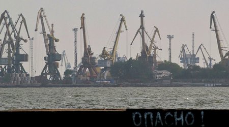 Ukrayna limanlarını Rusiya gəmiləri üçün bağladı