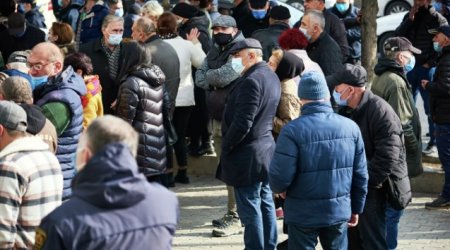 Gürcüstanda “omicron”a yoluxanların sayı artır