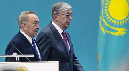 Tokayev Nazarbayevlə bağlı danışdı