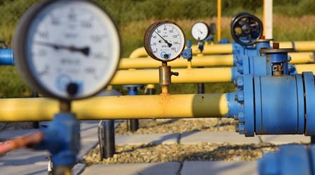 Цена на газ в Европе снизилась ниже 990 долларов