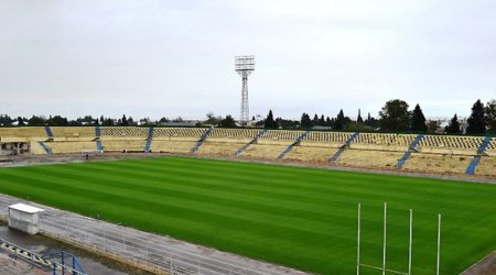 Gəncə şəhər stadionu sökülür