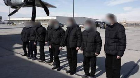 İrəvana qaytarılan hərbçilər dindirilir, yaxınları istintaq idarəsinə hücum etdi