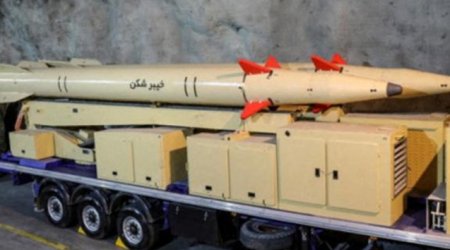 İran yeni ballistik raketini təqdim etdi