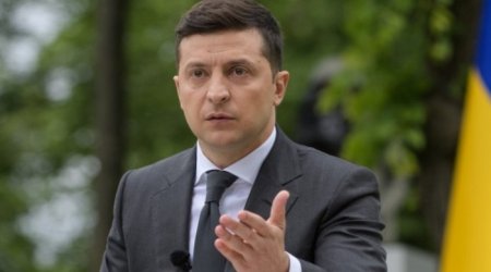 Zelenski xalqa müraciət etdi
