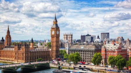Britaniya zəngin miqrantlar üçün “qızıl viza” proqramını bağlayıb