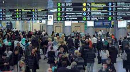 Rəsmi Moskva sərnişinlər üçün hava limanlarını bağladı 