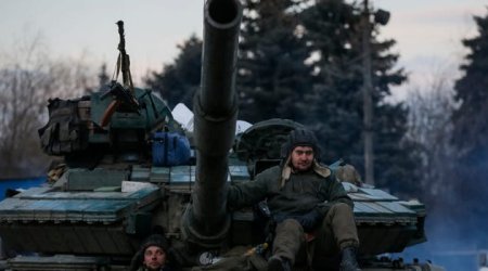 Xarkovda  rusların 4 tankı PARTLADILIB