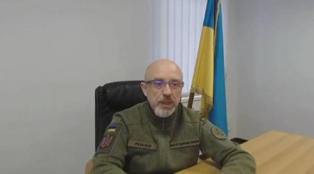 Ukraynanın müdafiə naziri xalqı silahlanmağa səslədi