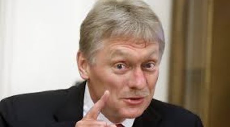 Pekov Ukraynanı təhlükəli oyunlar oynamaqda qınayıb