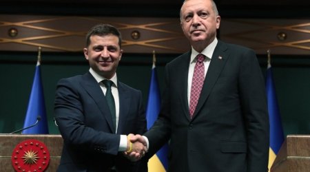 Türkiyə və Ukrayna prezidentləri arasında telefon danışığı olub