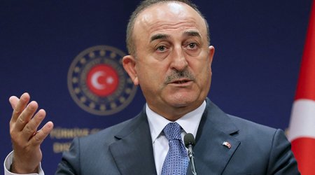 “Hərbi gəmilərin boğazlardan keçməsi ilə bağlı xəbərdarlıq etdik” - Çavuşoğlu