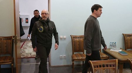 Bugünkü danışıqlarda hansı məsələ müzakirə olundu?
