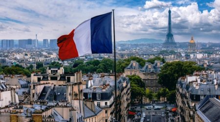 Fransa Rusiyaya qarşı sanksiyaları SƏRTLƏŞDİRƏCƏK