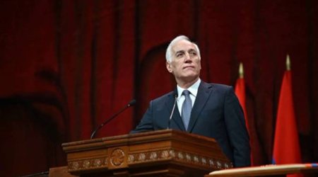 Ermənistanın beşinci prezidenti and içdi