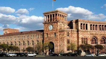 İrəvanda Rusiyaya dəstək aksiyası keçirilib