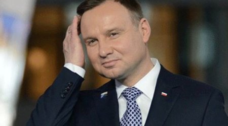 Baydenlə görüşməyə gedən Polşa prezidentinin təyyarəsi qəza enişi etdi