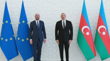 İlham Əliyev Şarl Mişeli təbrik edib