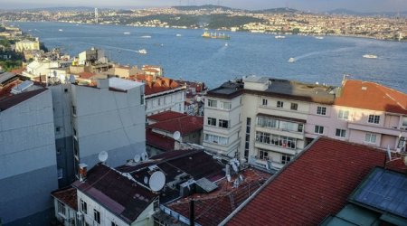 Türkiyə Bosforda tapılan mina ilə bağlı Moskva və Kiyevlə danışıqlar apardı