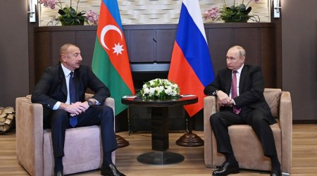 lham Əliyev və Vladimir Putin arasında telefon danışığı olub