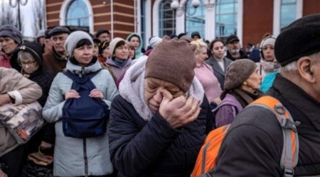 Kramatorsk stansiyası artilleriya atəşindən qabaq  -FOTOLAR