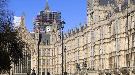 Böyük Britaniya Rusiyaya qarşı sanksiyaları artırır