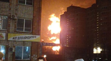 Rusiyada neft anbarı yanır – VİDEO