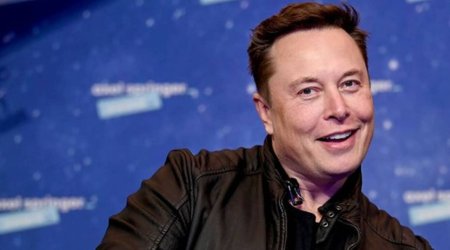 Elon Musk yeni holdinq yaradıb