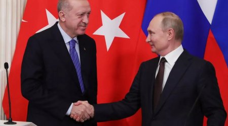 Ərdoğan və Putin telefonla danışıblar