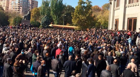 Ermənistan ölkədə kütləvi iğtişaşlar təhlükəsi elan edib