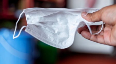 Gürcüstanda qapalı məkanlarda maska rejimi yumşaldılıb