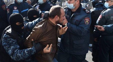 İrəvanda etirazçıların bağladığı yollar açılıb - YENİLƏNİB