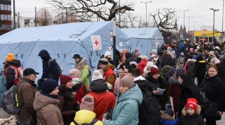 Ukraynalı qaçqınların sayı 5,5 milyon nəfəri ötüb